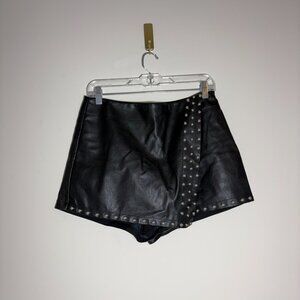 Free People Emmy Studded Mini Skort – Size 8 – SOLD OUT